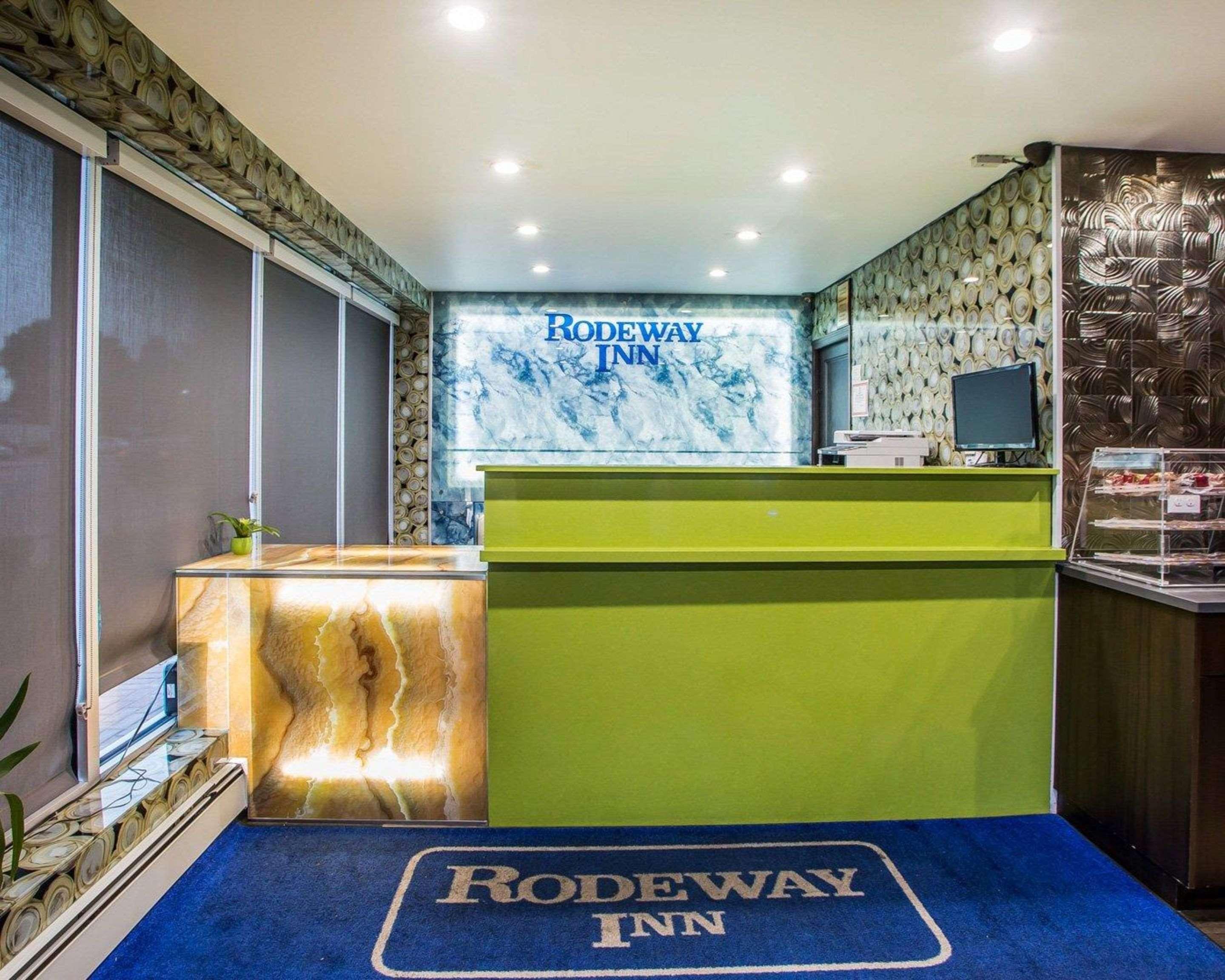 Rodeway Inn Belleville Exteriér fotografie