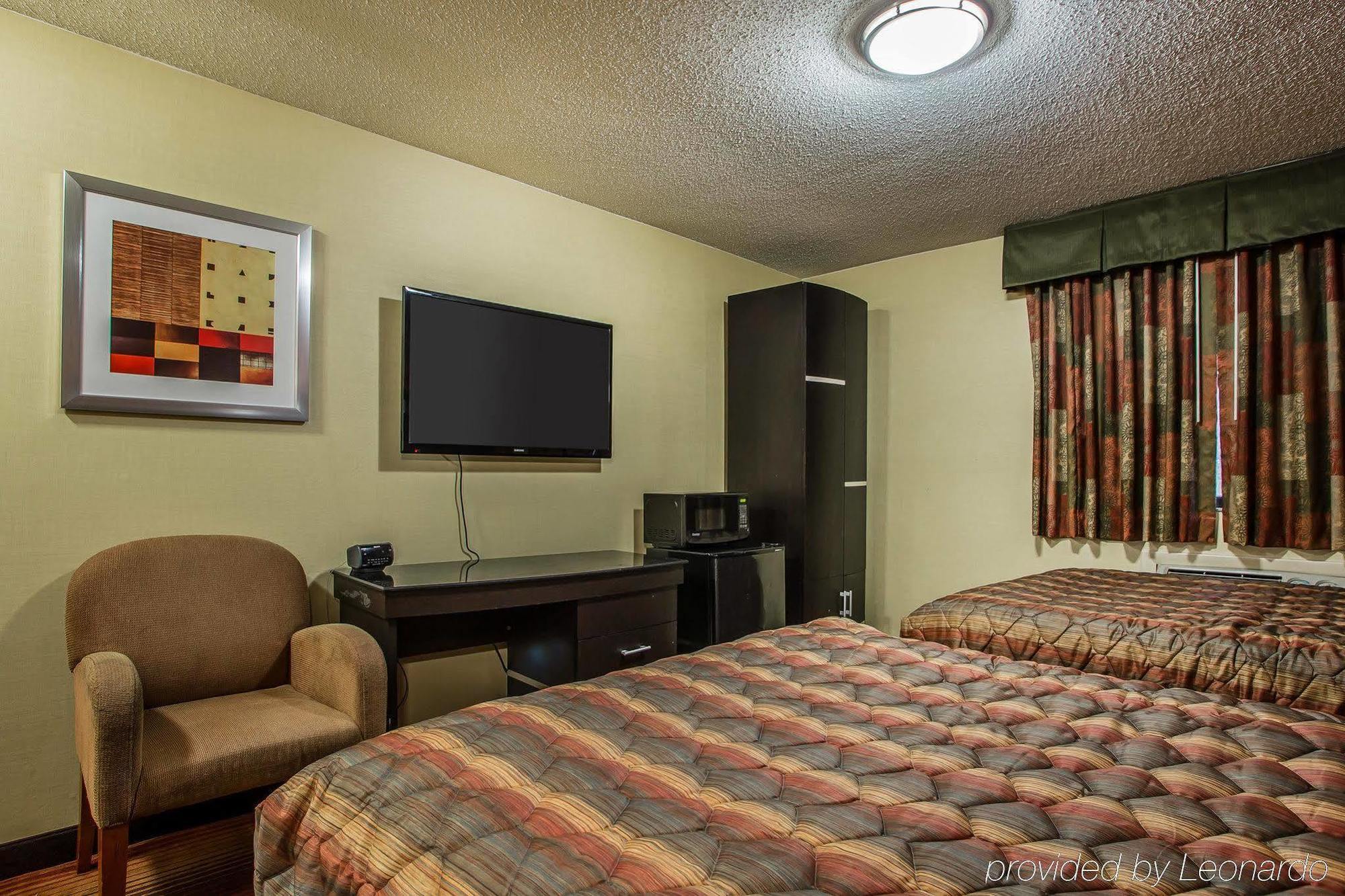 Rodeway Inn Belleville Exteriér fotografie