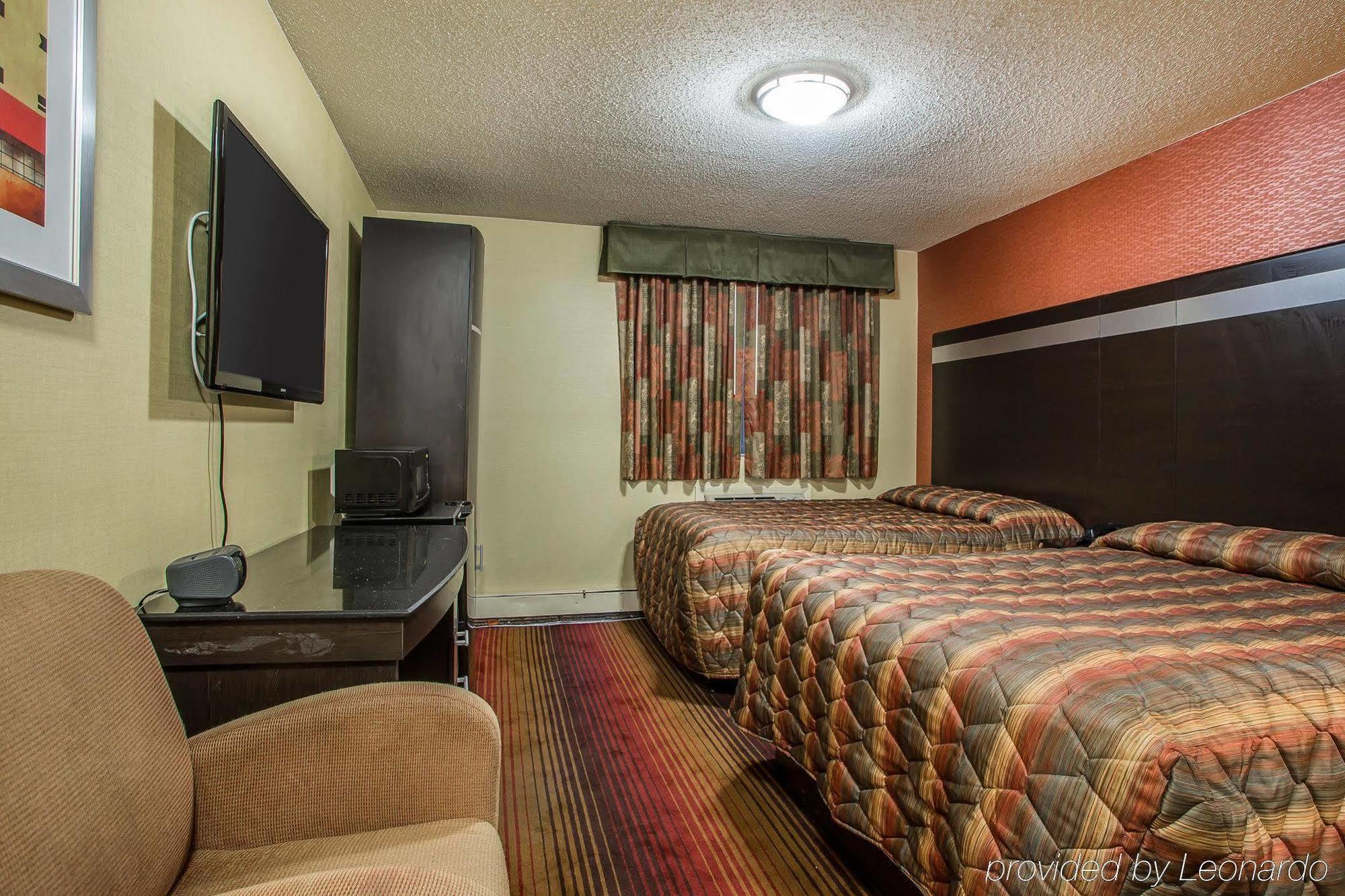 Rodeway Inn Belleville Exteriér fotografie